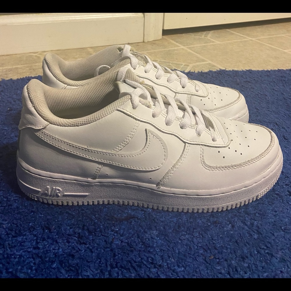 Nike Air Force 1s size 7